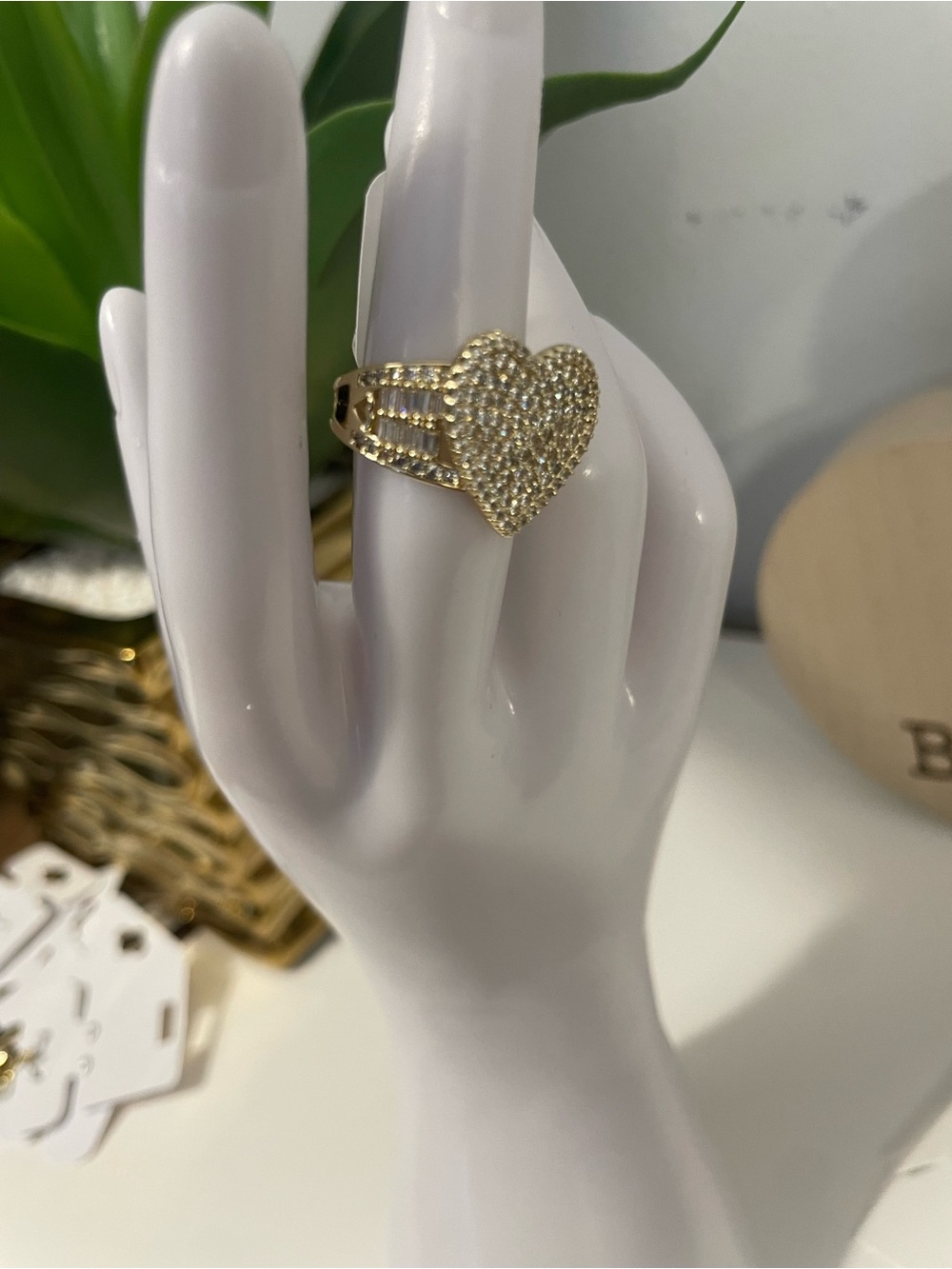 Gold Heart Pavé Ring - Women Jewelry